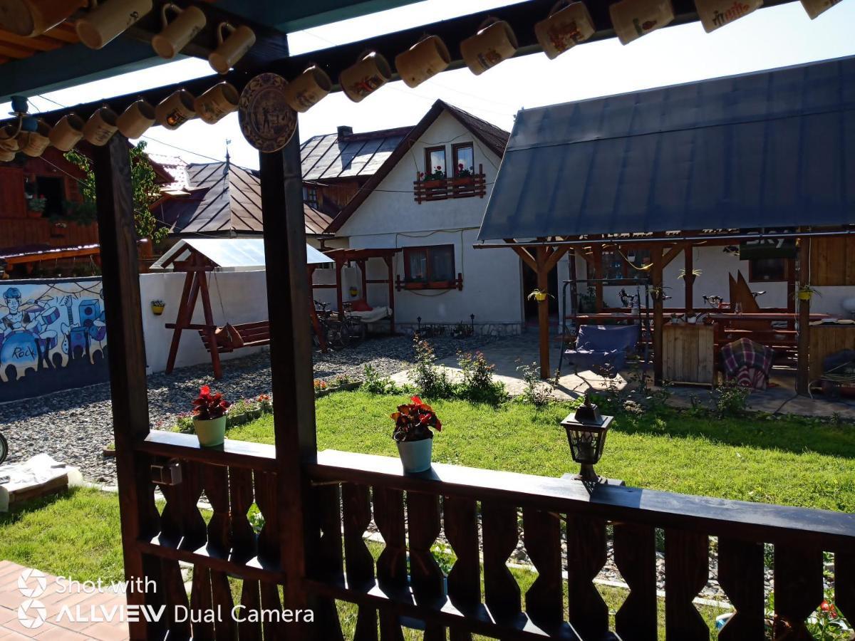Hotel Casa Toth Din Tipterai Vişeu de Sus Zewnętrze zdjęcie